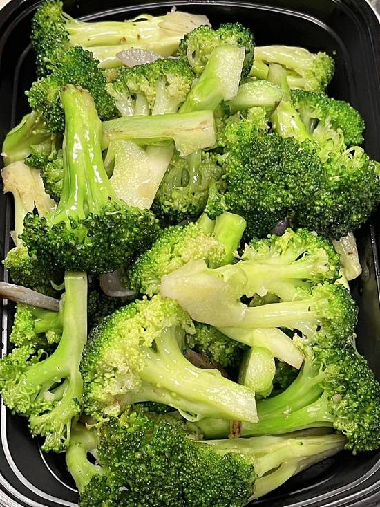 清炒西兰花 Stir Fried Broccoli